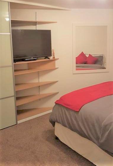 Central 2 Bed, 2 Bathrooms, Ground Floor Apartment With Parking Bishop's Stortford Eksteriør bilde